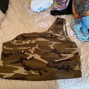 Crop Tank One shoulder